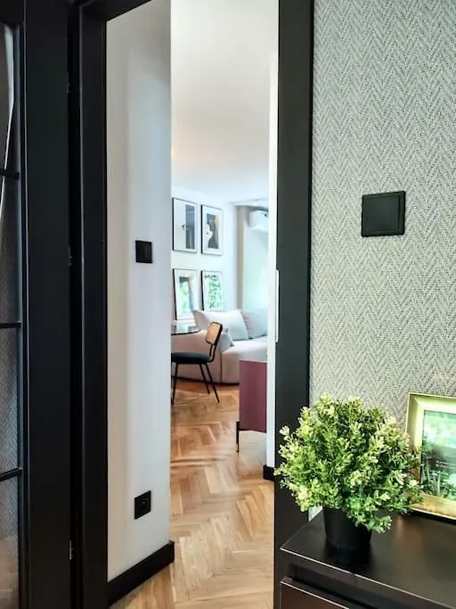 No. 8 / Nr 8 By Cooee Apartments Warszawa 0*,  Polska