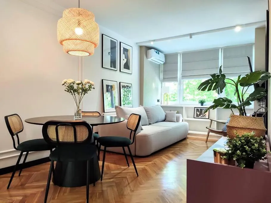 No. 8 / Nr 8 By Cooee Apartments Warszawa 0*,  Polska